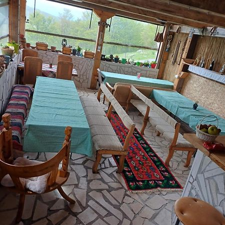 Katun Ljeljenak Hotel Plužine Exterior foto